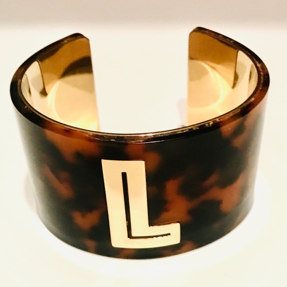 Gorgeous ‘L’ initial tortoise cuff 14k gold plate - Picture 2 of 3